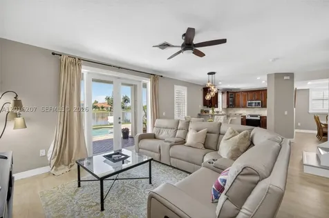 16735 NW 11th Street Pembroke Pines FL 33028
