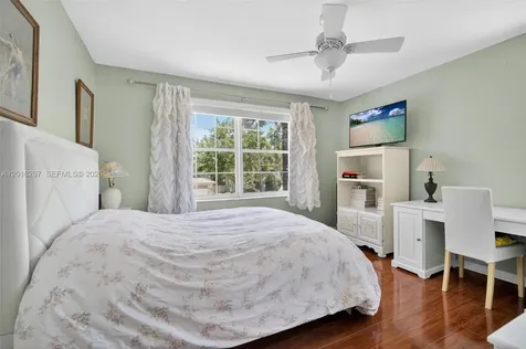 16735 NW 11th Street Pembroke Pines FL 33028