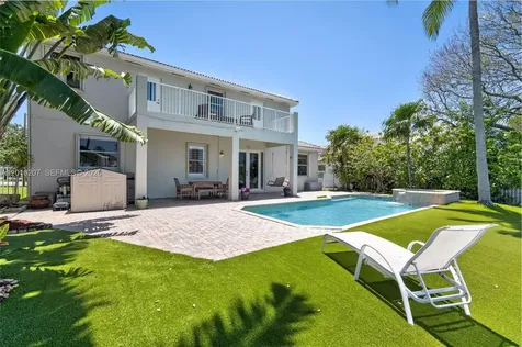 16735 NW 11th Street Pembroke Pines FL 33028