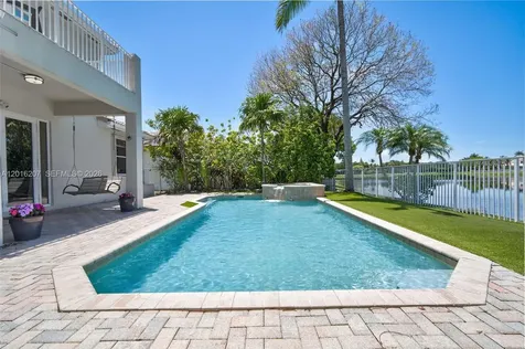 16735 NW 11th Street Pembroke Pines FL 33028