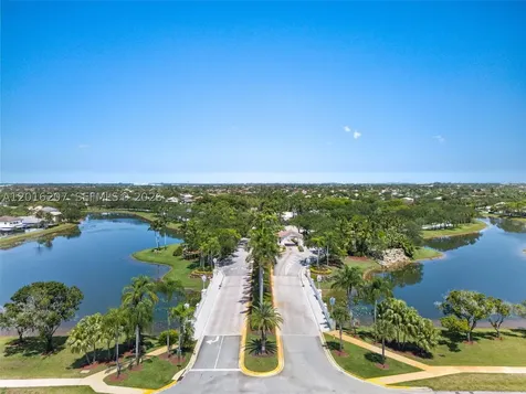 16735 NW 11th Street Pembroke Pines FL 33028