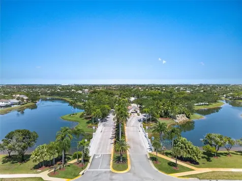16735 NW 11th Street Pembroke Pines FL 33028