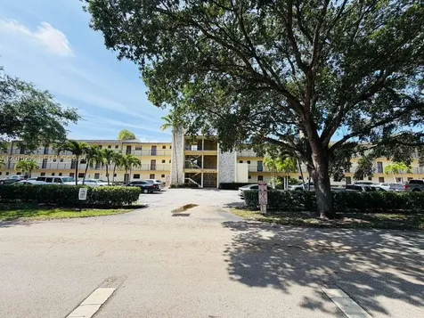 9150 NW 38th Drive Coral Springs FL 33065
