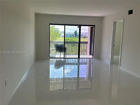 8879 Fontainebleau Boulevard Miami FL 33172