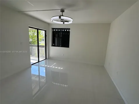 8879 Fontainebleau Boulevard Miami FL 33172
