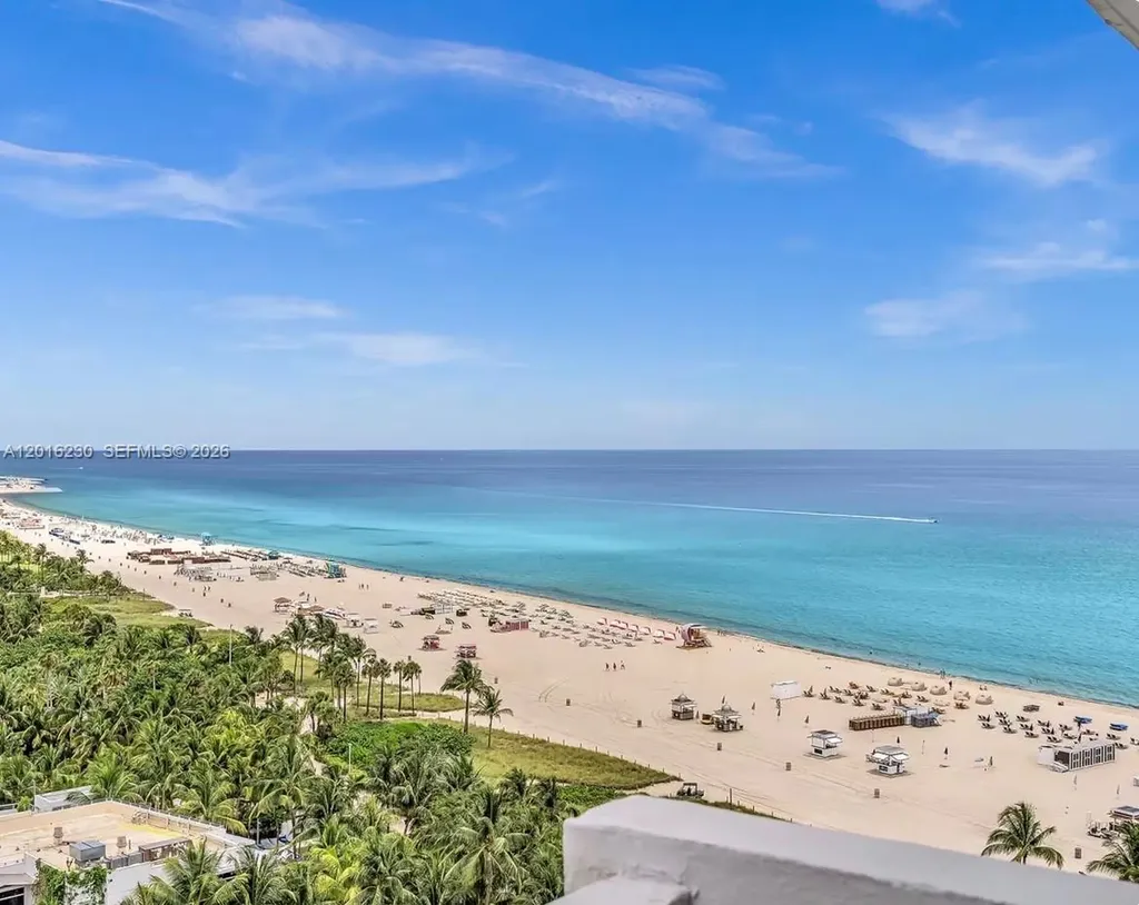 100 Lincoln Road Miami Beach FL 33139