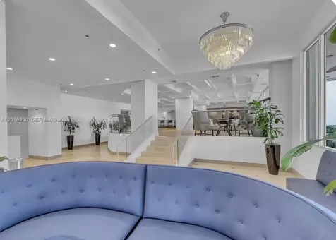 100 Lincoln Road Miami Beach FL 33139