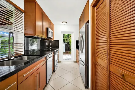 6890 SW 51st Street Miami FL 33155