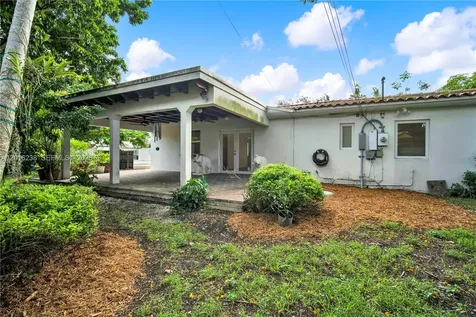 6890 SW 51st Street Miami FL 33155