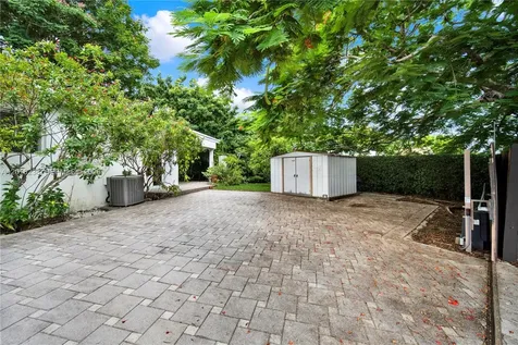 6890 SW 51st Street Miami FL 33155