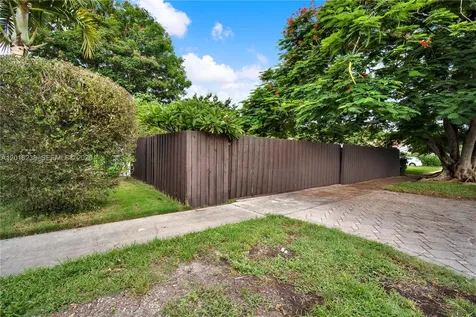 6890 SW 51st Street Miami FL 33155
