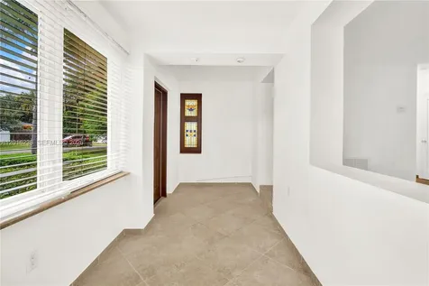 6890 SW 51st Street Miami FL 33155