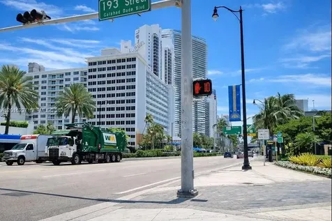 19201 Collins Avenue Sunny Isles Beach FL 33160