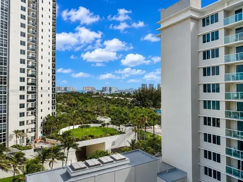 19201 Collins Avenue Sunny Isles Beach FL 33160