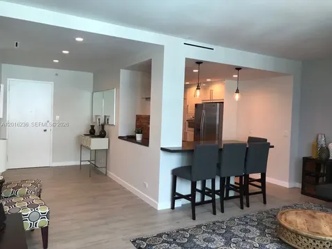 5055 Collins Avenue Miami Beach FL 33140