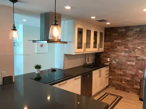 5055 Collins Avenue Miami Beach FL 33140