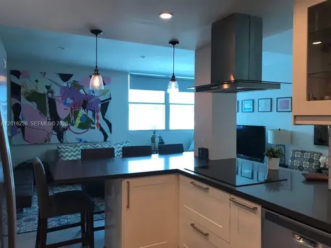 5055 Collins Avenue Miami Beach FL 33140