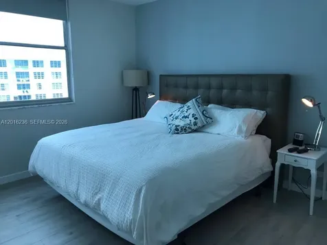 5055 Collins Avenue Miami Beach FL 33140
