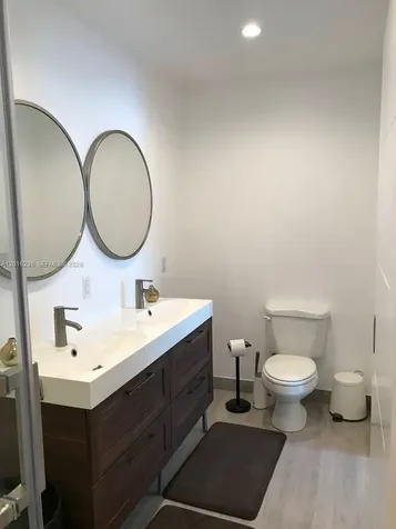5055 Collins Avenue Miami Beach FL 33140