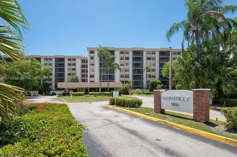 900 NE 195th Street Miami FL 33179