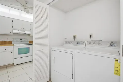 900 NE 195th Street Miami FL 33179
