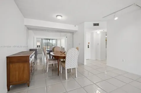 900 NE 195th Street Miami FL 33179