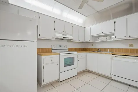 900 NE 195th Street Miami FL 33179