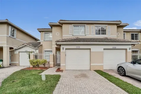 17043 NW 22nd Street Pembroke Pines FL 33028