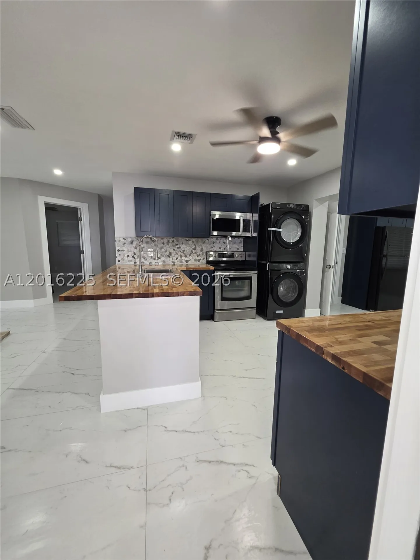 2281 N 56th Terrace Hollywood FL 33021