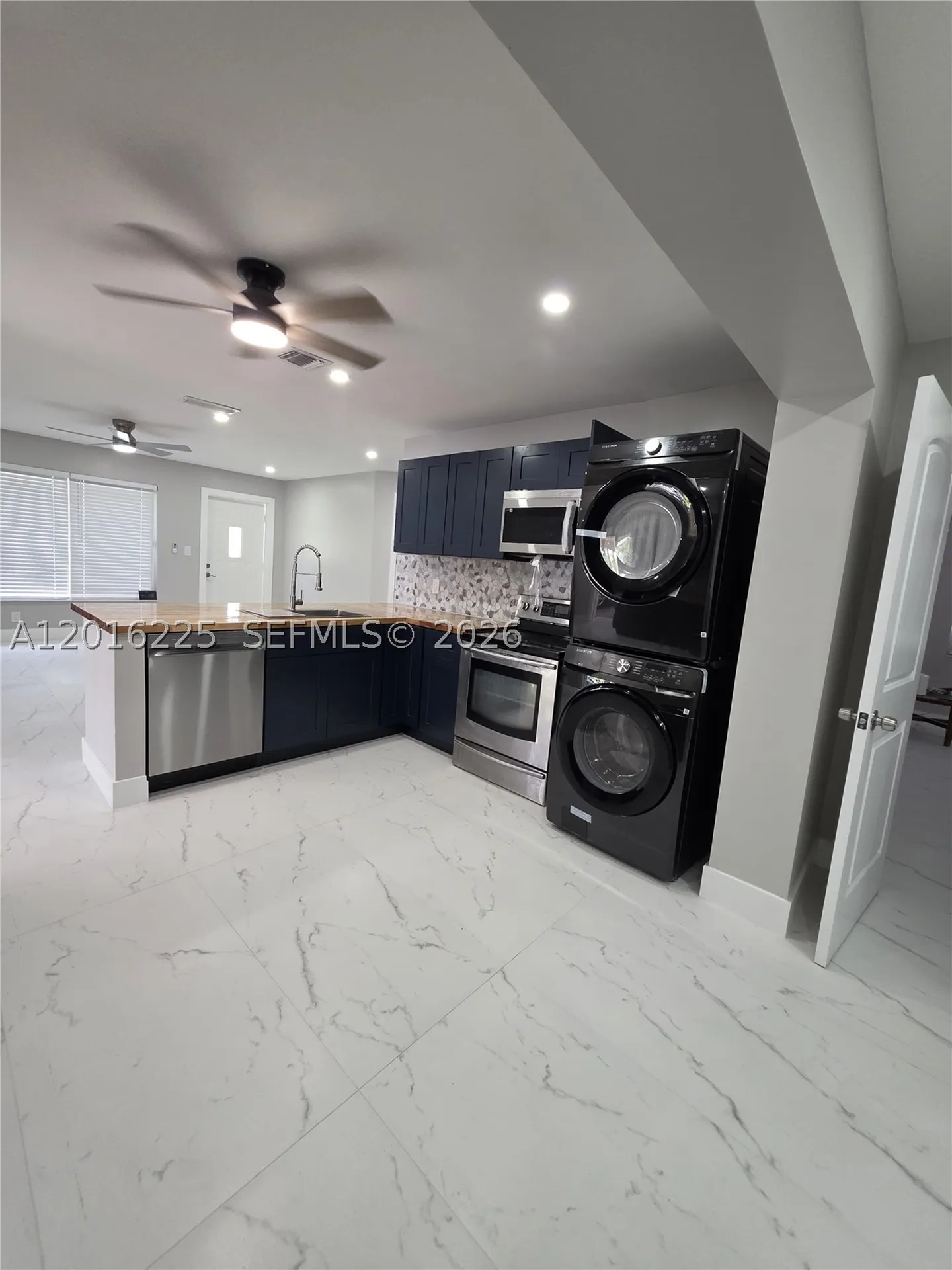 2281 N 56th Terrace Hollywood FL 33021