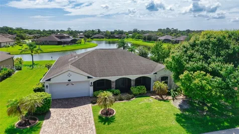 4738 Ashley Lake Circle Vero Beach FL 32967