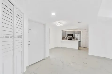 8275 SW 152nd Avenue Miami FL 33193