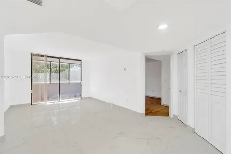 8275 SW 152nd Avenue Miami FL 33193