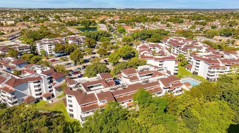 8275 SW 152nd Avenue Miami FL 33193