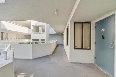 8275 SW 152nd Avenue Miami FL 33193