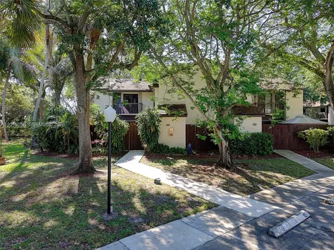 3607 Cocoplum Circle Coconut Creek FL 33063