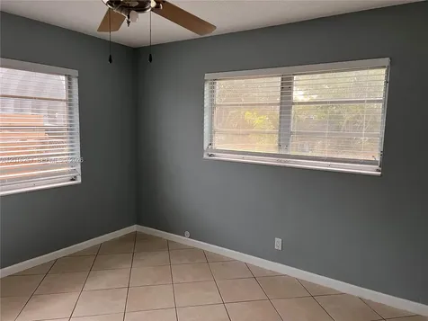165 SE 4 Avenue Deerfield Beach FL 33441