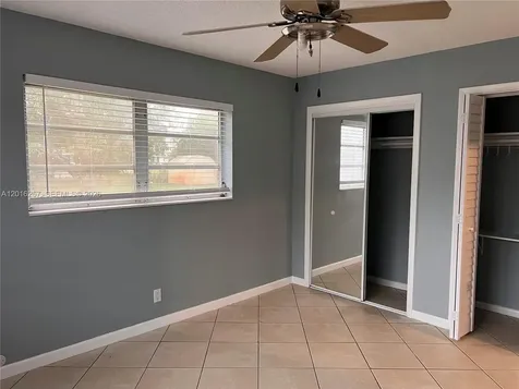 165 SE 4 Avenue Deerfield Beach FL 33441
