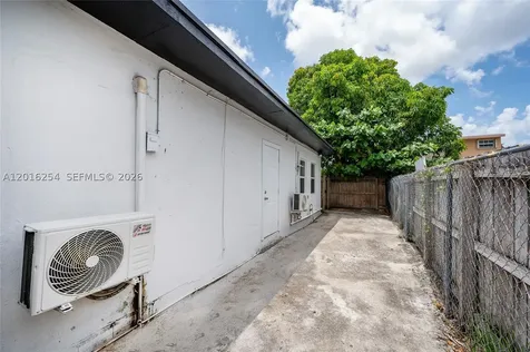 9050 NW 31st Avenue Miami FL 33147