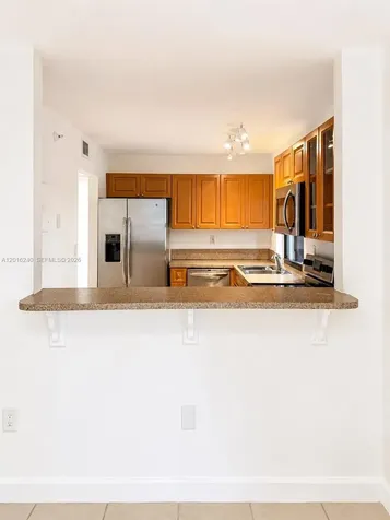 555 NE 30th Street Miami FL 33137