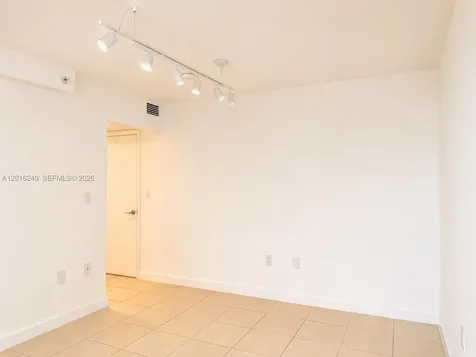 555 NE 30th Street Miami FL 33137