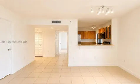 555 NE 30th Street Miami FL 33137