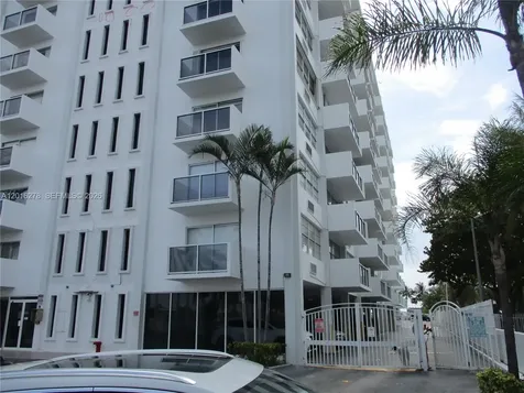 5313 Collins Avenue Miami Beach FL 33140