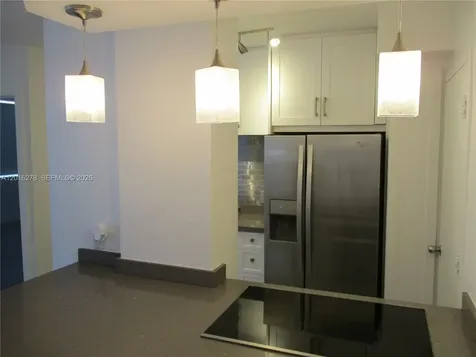 5313 Collins Avenue Miami Beach FL 33140
