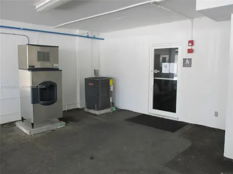 5313 Collins Avenue Miami Beach FL 33140