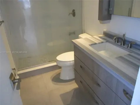 5313 Collins Avenue Miami Beach FL 33140