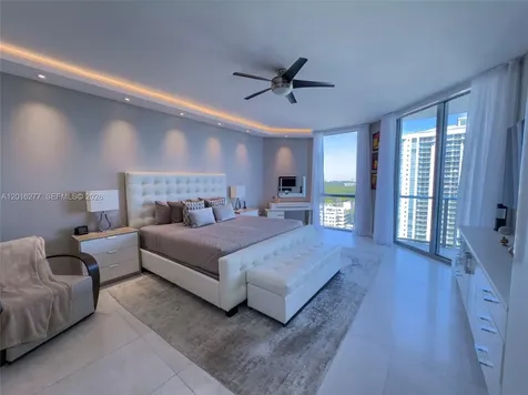 17111 Biscayne Boulevard North Miami Beach FL 33160