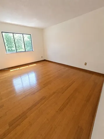 309 Lakeview Drive Weston FL 33326
