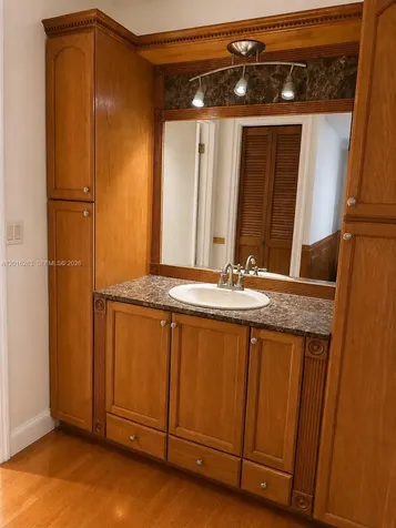 309 Lakeview Drive Weston FL 33326