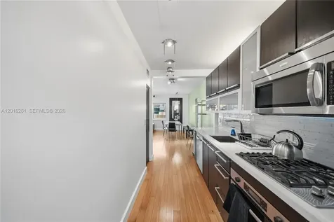 7207 Bay Drive Miami Beach FL 33141